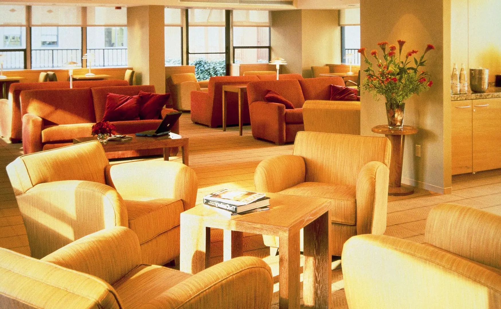 Doubletree By Hilton Metropolitan New York City 4*,